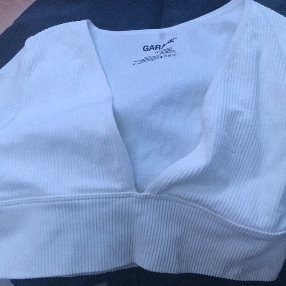White v neck crop top - Picture 2 of 2